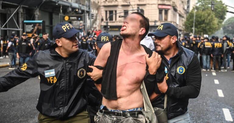 La Cámpora se suma a la marcha por los jubilados convocada por organizaciones sociales, la izquierda y gremios al Congreso