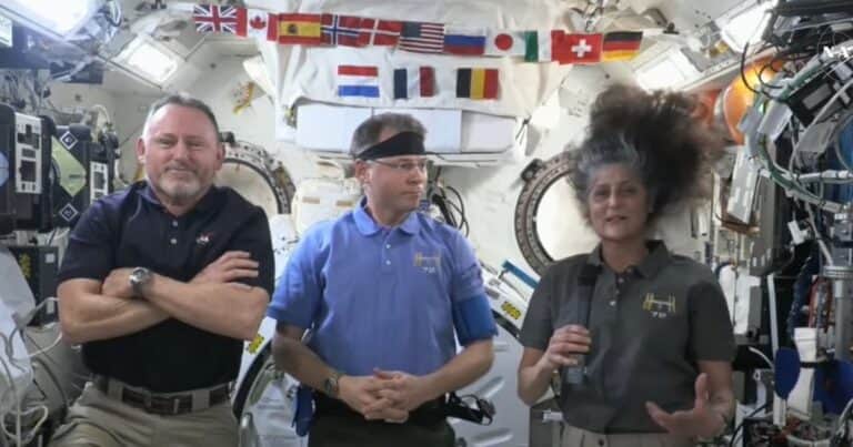 El esperado anuncio de dos astronautas de la NASA que llevan 9 meses atrapados en el espacio