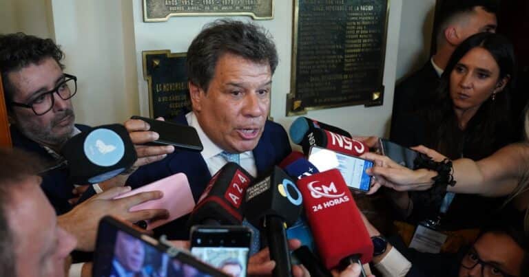 La testigo que vio cómo Santiago Caputo increpó a Facundo Manes: «Estaban sacados»