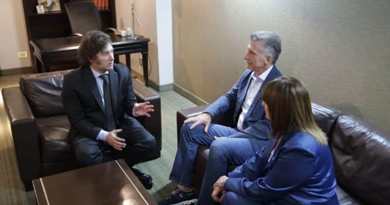 Bullrich tensa pero no termina de romper con el PRO y Mauricio Macri carga contra el «triángulo de plomo»
