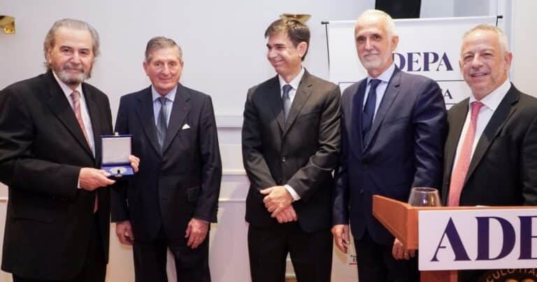 ADEPA reconoció al exjuez de la Corte, Juan Carlos Maqueda, por su defensa de la libertad de expresión