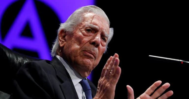 Murió Mario Vargas Llosa: qué dice el comunicado de sus hijos que confirmó la muerte del premio Nobel de Literatura
