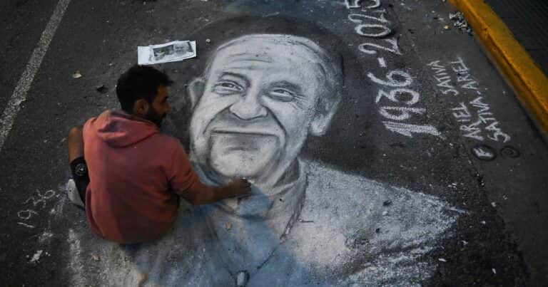 Estación Catedral-Papa Francisco: la Ciudad quiere cambiar el nombre de la cabecera del subte D en homenaje a Bergoglio