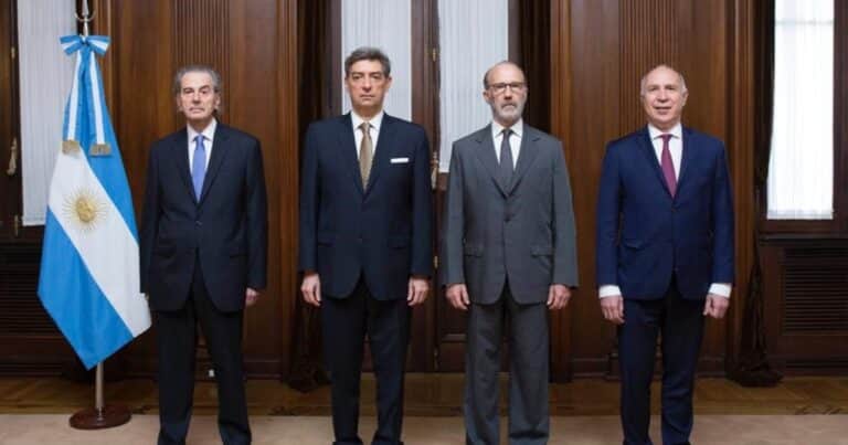 Si la Corte rechaza el recurso de Cristina antes del 17 de agosto no podrá ser candidata e irá presa