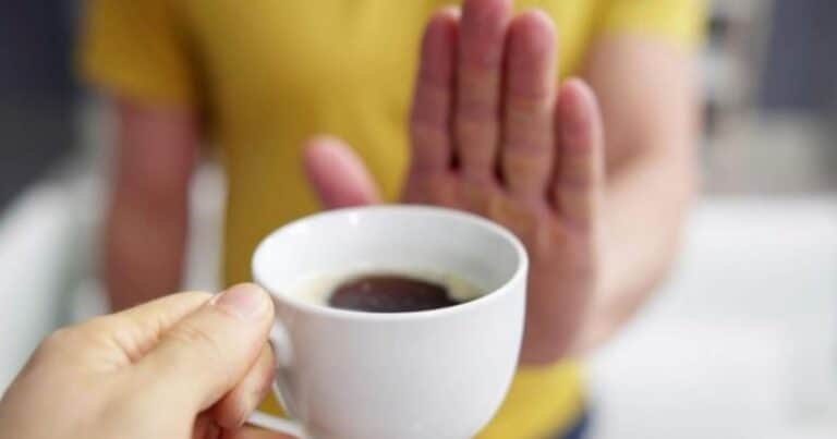 Adiós al café: las señales del cuerpo que alertan que deberías dejar de tomar