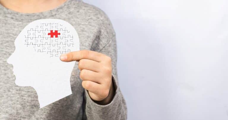 Cuáles son los 6 hábitos que tienen las personas inteligentes (y no se dan cuenta)