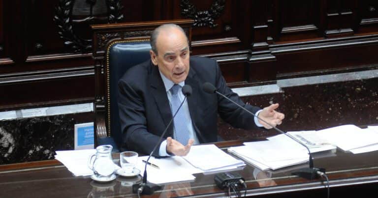 Escándalo cripto: Francos va a Diputados a dar la versión del Gobierno mientras la oposición apuesta a la interpelación