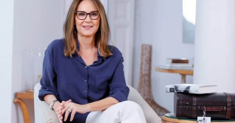 María Dueñas rescata la memoria de los españoles de Argelia en ‘Por si un día volvemos’