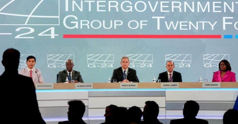 El Gobierno dijo en Washington que la Argentina busca «recuperar la credibilidad» para volver a los mercados