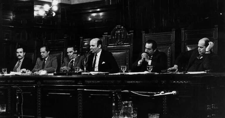 Ricardo Gil Lavedra y su emotivo recuerdo a 40 años del inicio del histórico Juicio a las Juntas Militares