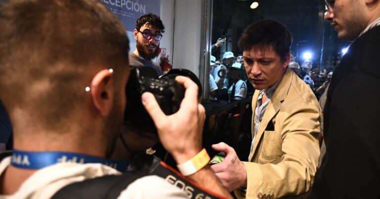 El Gobierno admite el documento secreto pero dice que la SIDE no persigue periodistas y opositores