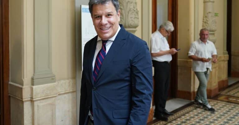 Facundo Manes se lanza en Provincia, por afuera del radicalismo y con críticas a Cristina Kirchner y Javier Milei