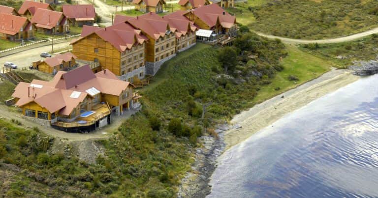 Los dueños del Costa Galana compraron Los Cauquenes en Tierra del Fuego