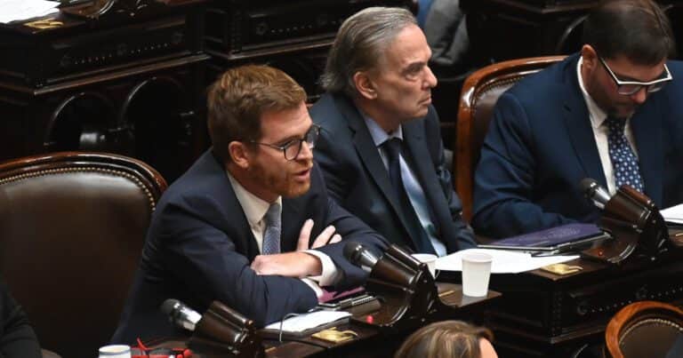 El Congreso discute mejoras jubilatorias y la oposición explora fórmulas para que no las vete Milei