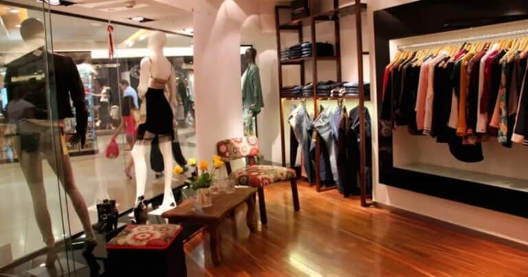 La ropa importada gana lugar en las vidrieras: se disparó la llegada de prendas del exterior y esperan que siga en alza