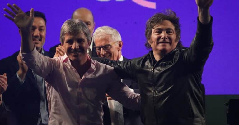Más de 50 bancos y consultoras ven mayor crecimiento, pero con más presión inflacionaria y dólar más alto