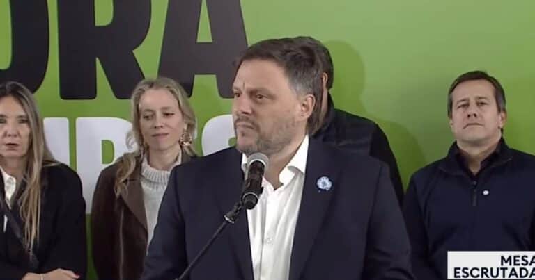 Leandro Santoro celebró haber sumado dos bancas, pero advirtió: «Este resultado nos obliga a seguir trabajando para construir la ciudad que queremos»
