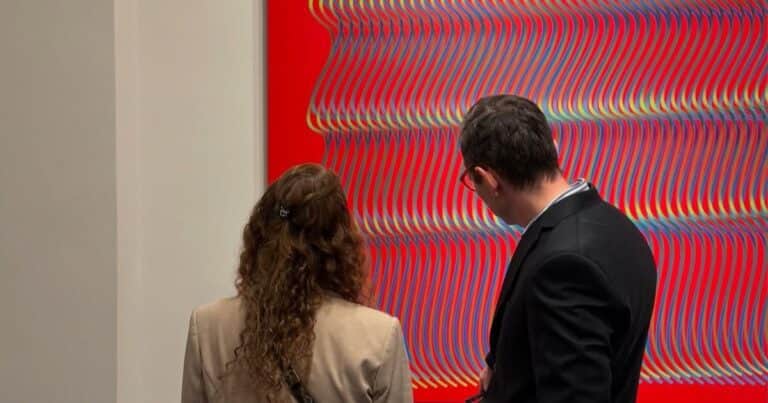 Cristian Mac Entyre exhibe obras geométricas, ópticas y cinéticas en Zurbarán