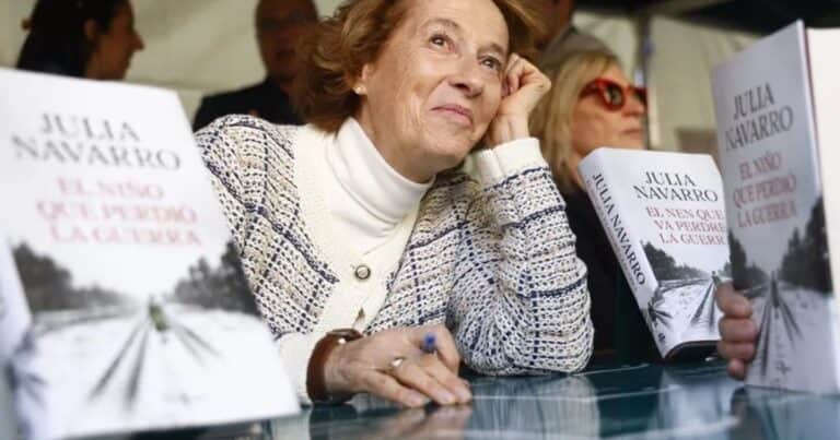 Julia Navarro: «Sin nosotras, no hay historia»