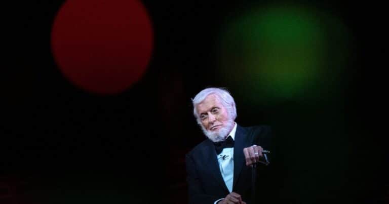 A los 99, Dick Van Dyke revela cuál es la dolorosa «maldición» de vivir casi 100 años