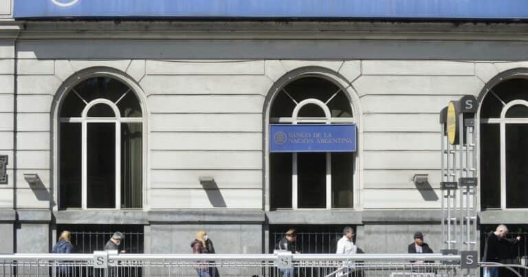 En la era Milei ya se cerraron cerca de 180 sucursales bancarias: cuáles son las razones