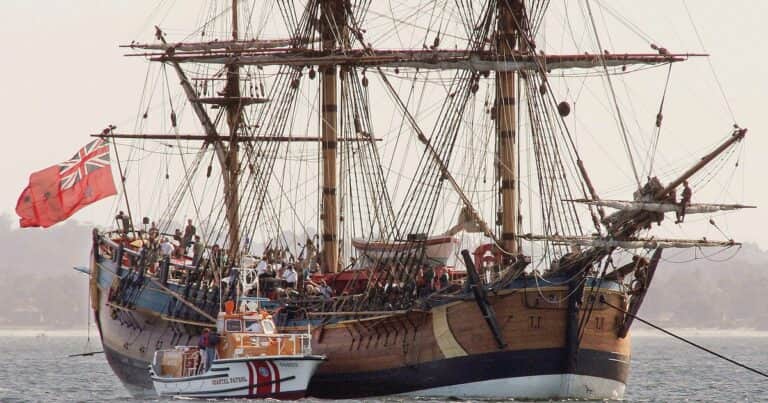 El Endeavor, el barco perdido del capitán James Cook, es hallado después de 250 años bajo el mar