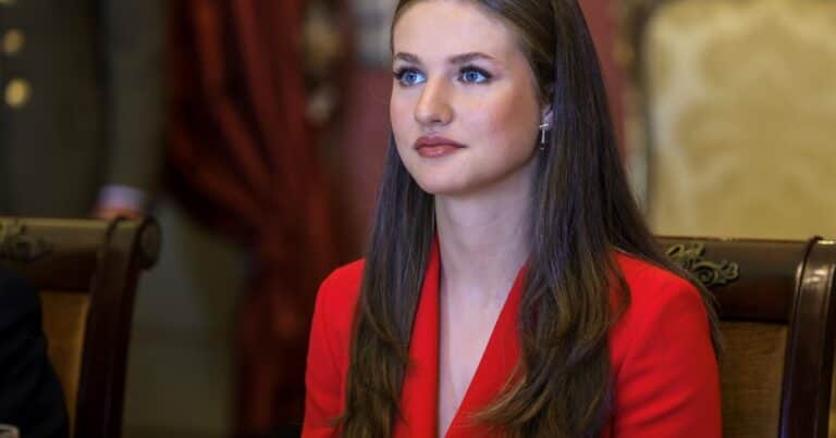 Cuáles son las extrañas reglas que Leonor de Borbón debe seguir como princesa de Asturias