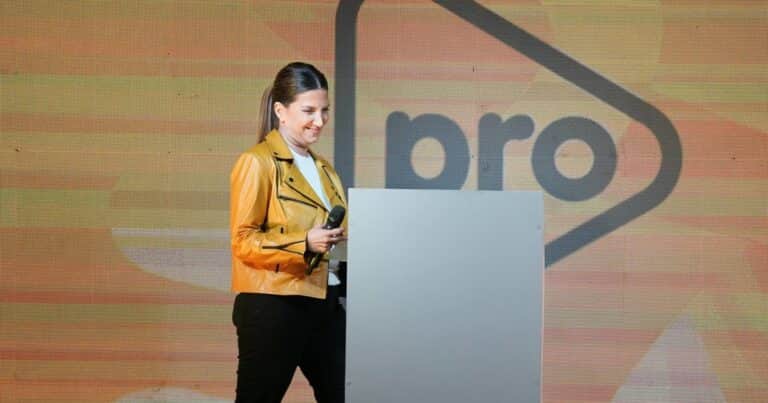 «Si él jura, yo juro»: Lospennato avisó en el PRO que sólo asumirá como legisladora si Adorni también lo hace