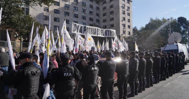 La Justicia le pidió al Gobierno que se garantice la «seguridad suficiente» en Comodoro Py por la detención de Cristina Kirchner y la marcha