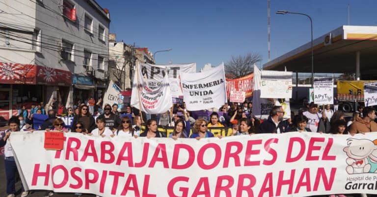 Conflicto en el Garrahan: fuerte respaldo de la Iglesia a los trabajadores del hospital en medio del reclamo salarial