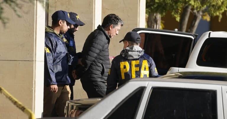Por una rotura del tendón de Aquiles y trastornos psicológicos, Fabián Rossi pidió la prisión domiciliaria