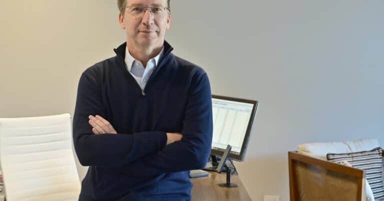 Alejandro Catterberg: «Macri y Cristina son dos edificios que implosionaron y no los veo reviviendo»