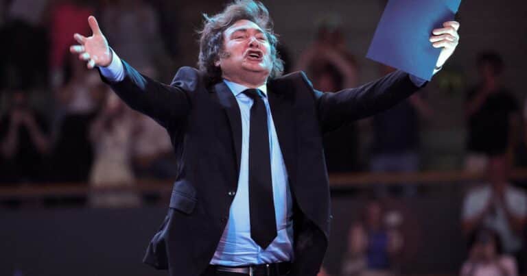 «¡Muerte al socialismo!», gritó Javier Milei en un estadio en Madrid y ya habló de sus planes si es reelecto