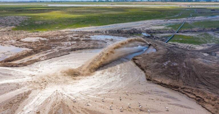Clave contra las inundaciones, la Cuenca del Salado es un plan grande al que le falta poco: los fondos están y no llegan