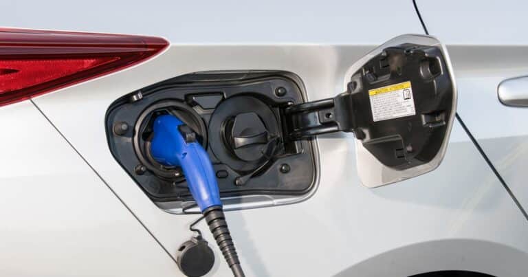 El Gobierno realizó una nueva convocatoria para importar autos híbridos y eléctricos con arancel cero
