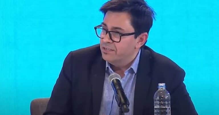 Por la llegada de Milei, un aliado del PSOE abrió un buzón de denuncias para víctimas del escándalo con la cripto $LIBRA en España
