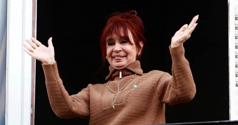 Una nueva encuesta preguntó por la condena a Cristina y la expresidenta perdió 69% a 31%