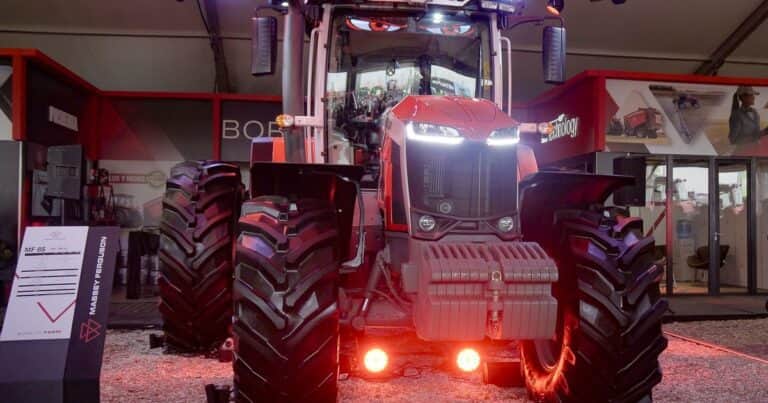 Un estreno impactante: potente y premiado, así es el tractor que presentó Massey Ferguson