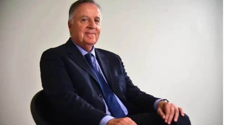 Escándalo en el Banco Nación: acusan al titular de favorecer a su hijo en un negocio de la entidad y piden que renuncie