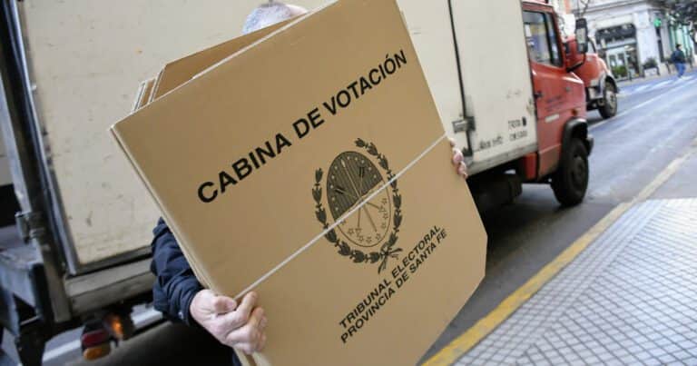 Elecciones en Santa Fe: baja participación y pelea cabeza a cabeza en Rosario entre el PJ, los libertarios y el oficialismo