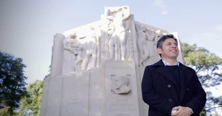 Kicillof reúne a sus intendentes mientras el kirchnerismo se junta para defender a Cristina