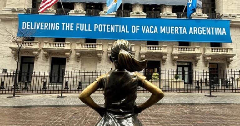 Se hunde la acción de YPF y arrastra al Merval tras el fallo de la justicia norteamericana contra la Argentina