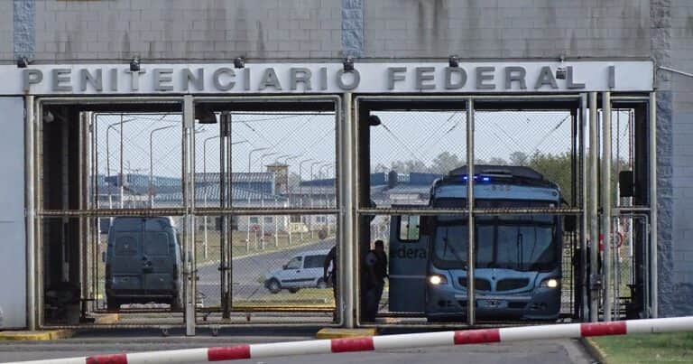 Trasladaron a la cárcel de Ezeiza a la militante K detenida por tirar caca contra la casa de José Luis Espert