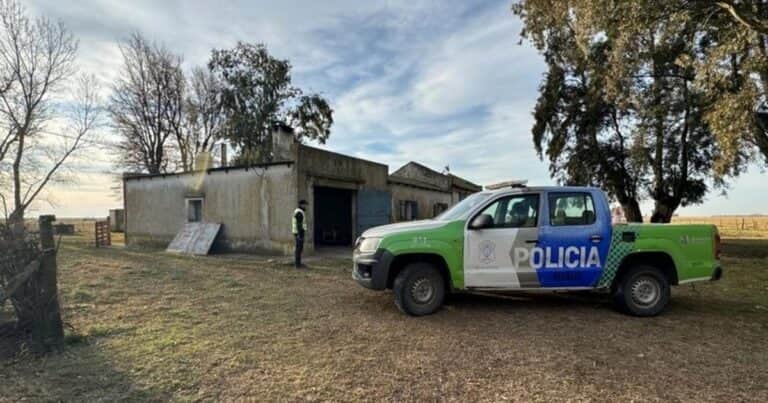 Horror en un campo de Olavarría: un hombre asesinó a su pareja y a una nena de 4 años y luego se mató