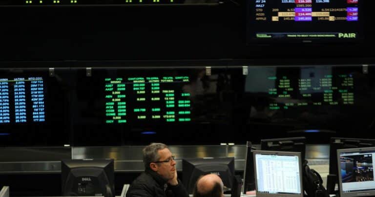 El Merval viene de capa caída en la era Milei: solo cuatro acciones subieron desde el cambio de gobierno