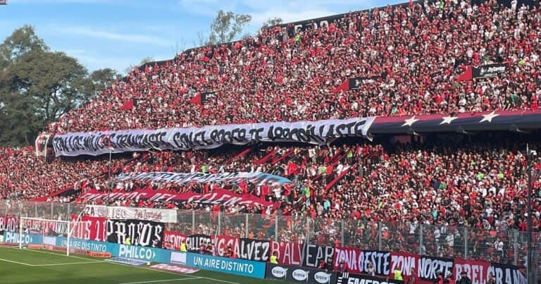 Cómo es la guerra narco detrás de las banderas en las tribunas de Newell´s y Rosario Central