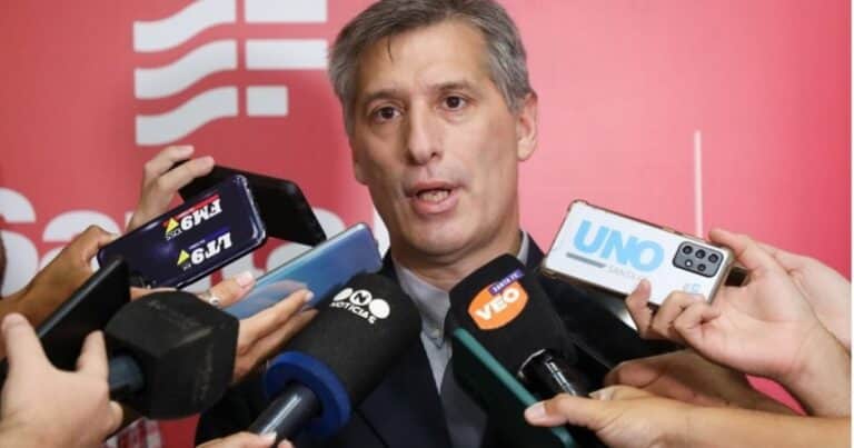 «Armas, droga y dispositivos»: ante el reclamo de Mercado Pago por ingresos brutos, desde Santa Fe le responden con los posnet que usan los narcos