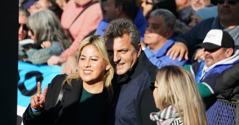 ¿De negociador a candidato?: Sergio Massa se mete en la campaña y define si se postulará a diputado nacional en octubre