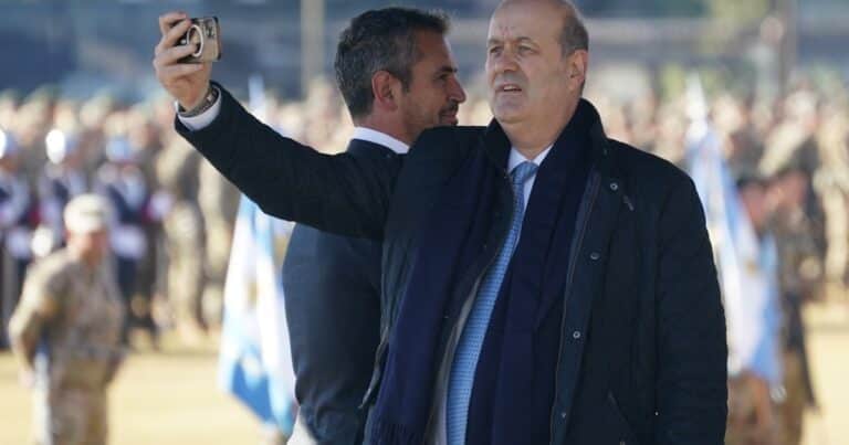 Javier Milei y sus medidas, EN VIVO: «¡Viva la motosierra!», arengó Sturzenegger tras la baja de aranceles a bienes de capital