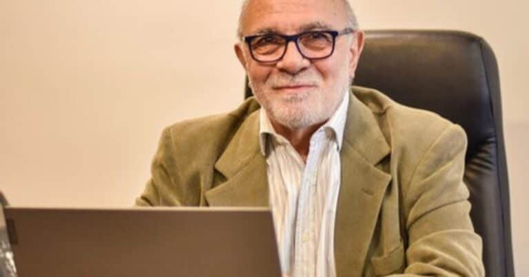 Seguros: nuevos mensajes de chats entre funcionarios sobre facturas apócrifas, monotributistas falsos y dólares blue